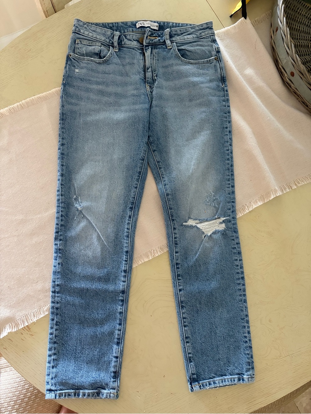 Zara Light Wash Straight-Leg Distressed Jeans